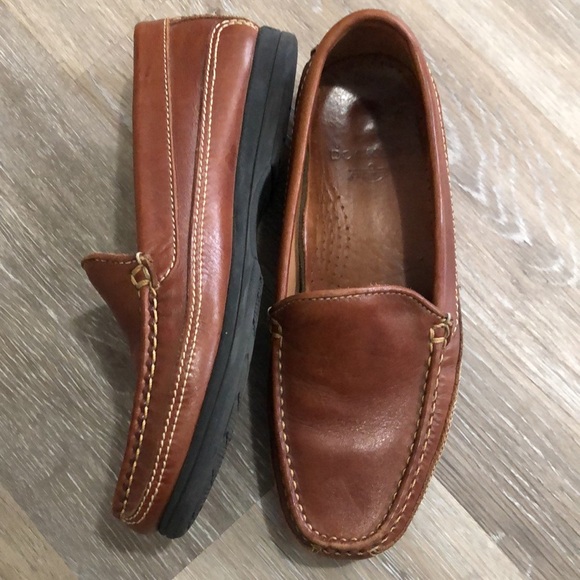 Dockers Slip-On Leather Loafers - Picture 3 of 6